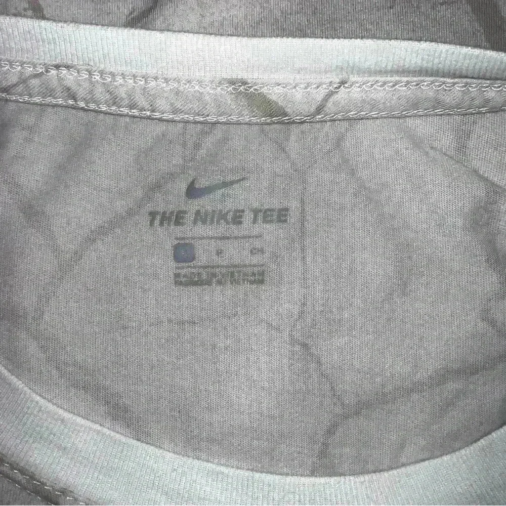 Nike Fly Beige Cropped T-Shirt Small